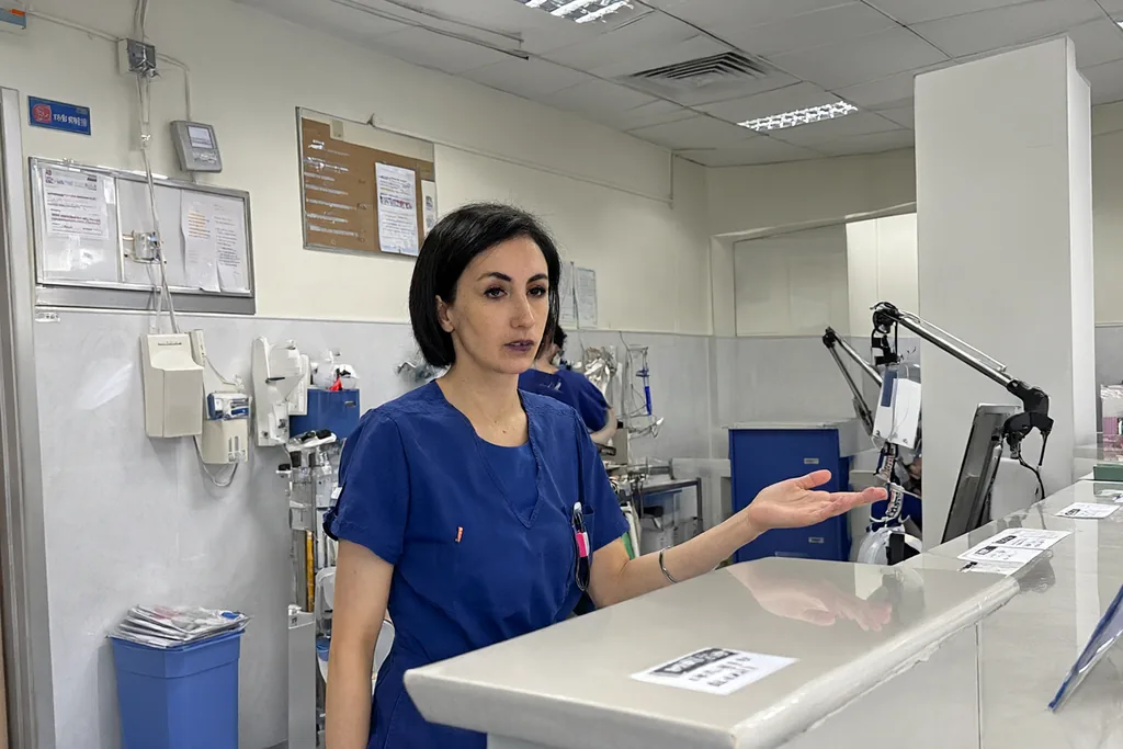 Bölge Hastanelerinde Yeni Poliklinik ve Acil Servis Düzenlemesi