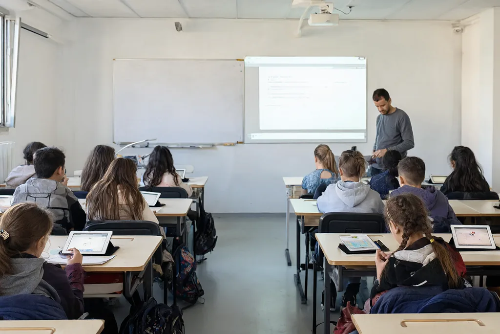 Bölge Okullarında Dijital Eğitim Altyapısı Güçlendiriliyor