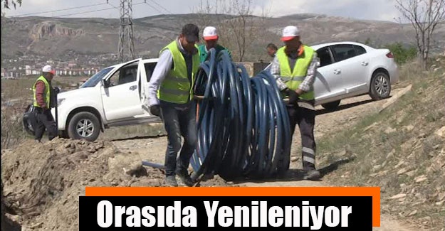 Elazığ Asri Mezarlıkta Ara Yollar Yenileniyor