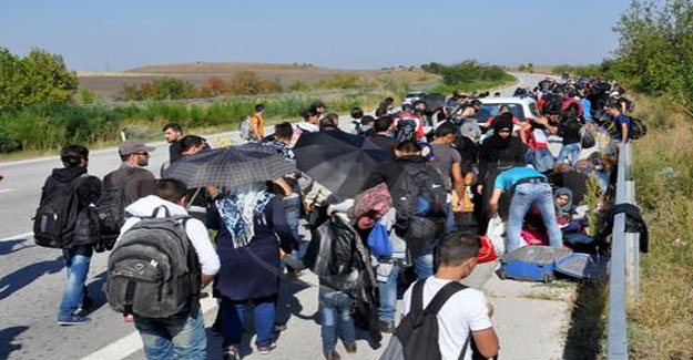 Suriyeliler Yeniden Yollara Düştü
