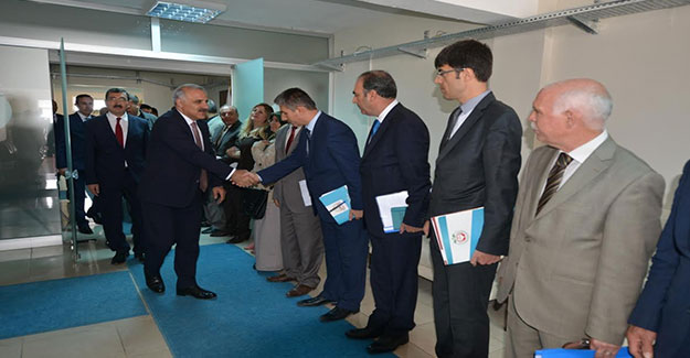 Elazığ Valisi Zorluoğlu Eğitimcilerle Bir Araya Geldi