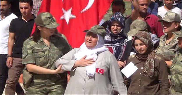 Fırat Kalkanı Şehidi Toprağa Verildi