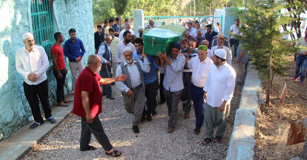 Otomobil Bagajında Taşınan Yaralı Çocuk Hayatını Kaybetti