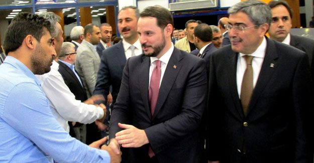 Bakan Albayrak: “15 Temmuz’dan sonra Türkiye ve AK Parti’de siyaset değişti”