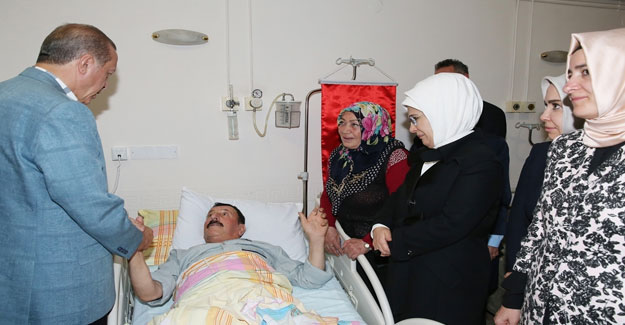 Cumhurbaşkanı Erdoğan Kazan’lı Mustafa amcayı ziyaret etti