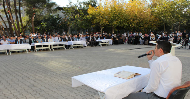 İmam Hatip Lisesinde Aşure ve Ödül Programı