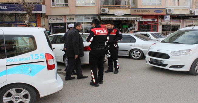 Adıyaman’da Plakasız Otomobil Polisi Harekete Geçirdi
