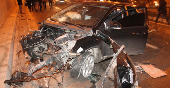 Feci Kaza! Çapmanın Etkisiyle Motoru 100 Metre Fırladı