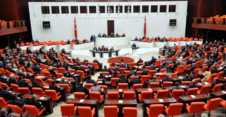 Milletvekilleri Yemin Etti