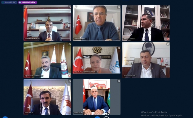 Korona Virüsün Darbe Vurgu Kayısı İçin e-Panel
