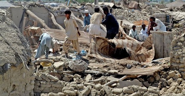 Afganistan, Pakistan ve Hindistan’da 7.7’lik Deprem