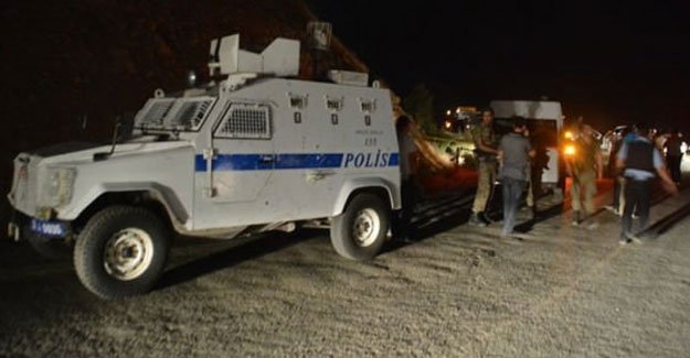 Siirt’te Silahlı Saldırı! 1 Polis Şehit Oldu haberi